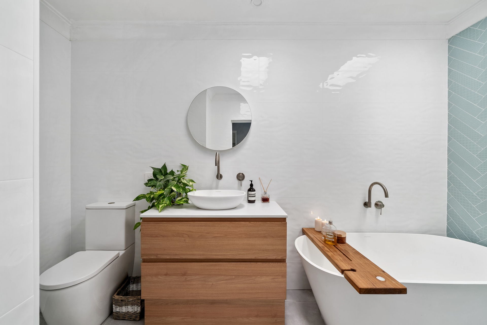 5-bedroom house at 108 Browns Road, Wahroonga, NSW 2076, Ku-Ring-Gai, New South Wales