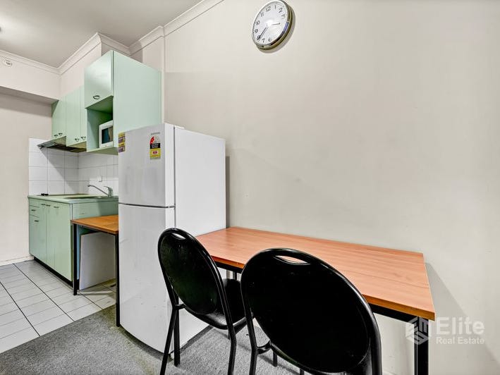 402/488 Swanston Street, Carlton, Vic, 3053 - Image 2