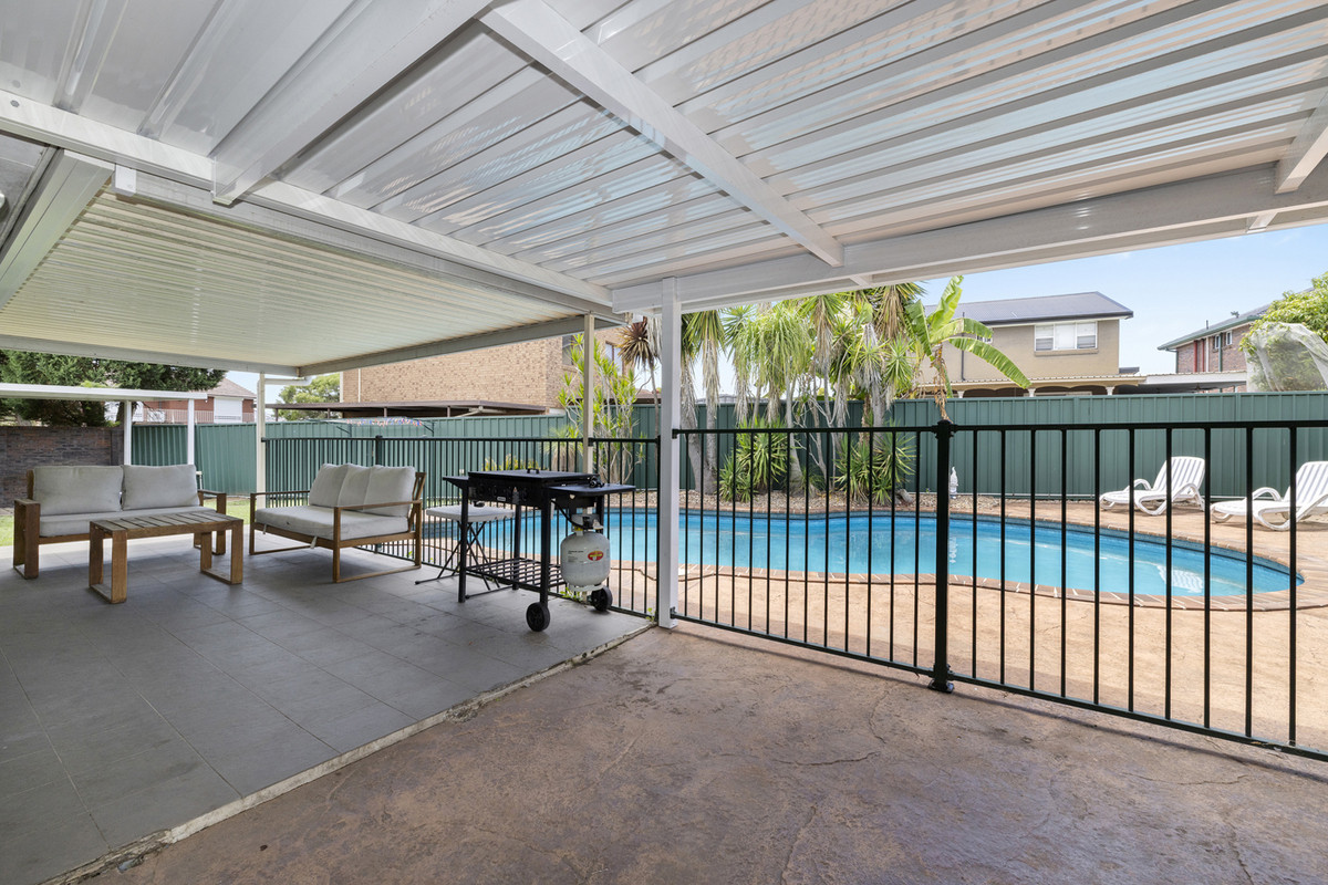 9 DENING CLOSE, Chipping Norton NSW 2170 - Image 6