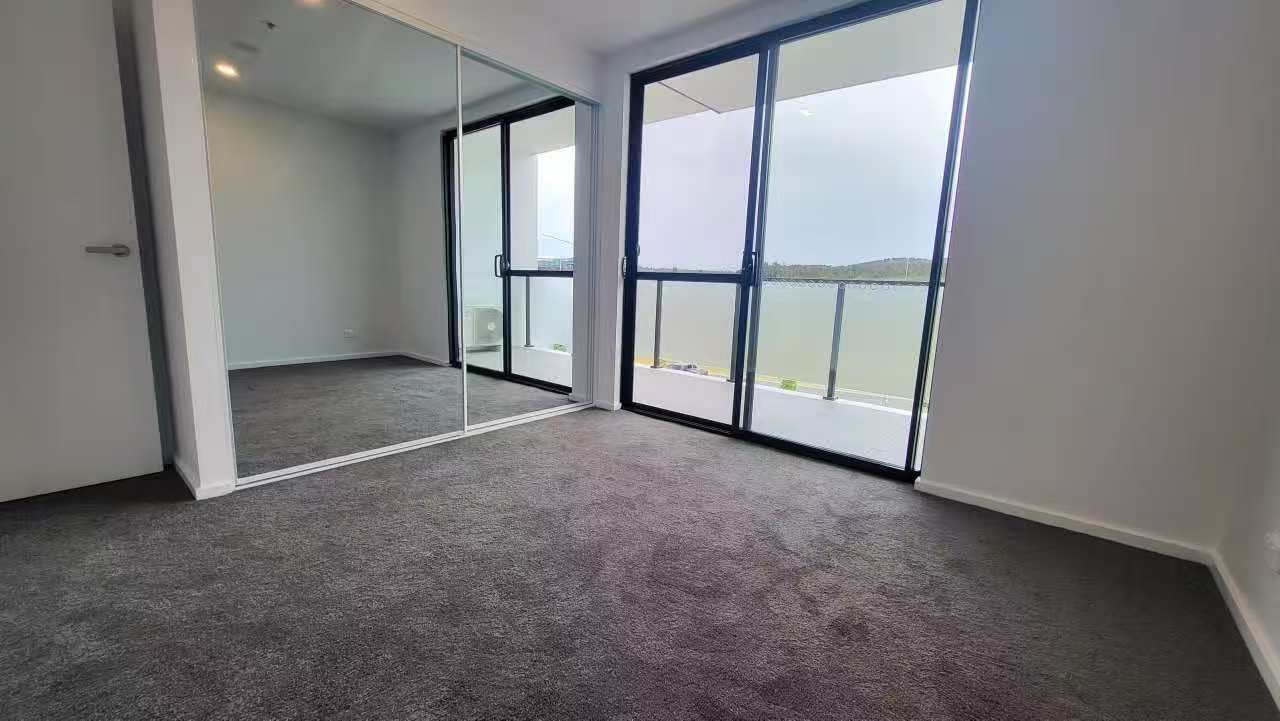 2 Bedroom/170 John Gorton Drive, Coombs, Act, 2611 - Image 4