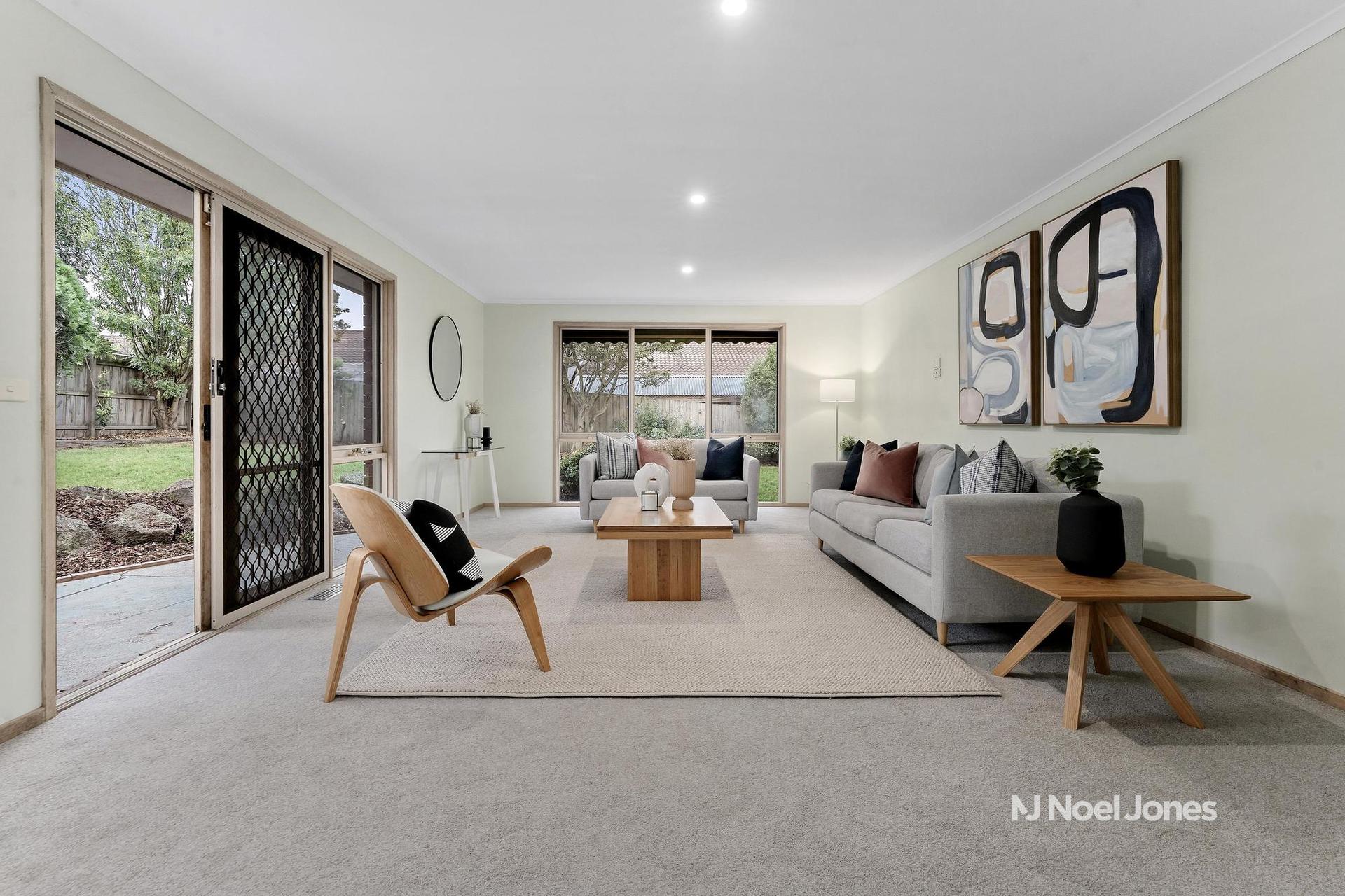 53 Lakewood Drive, Knoxfield, VIC 3180 - Image 2