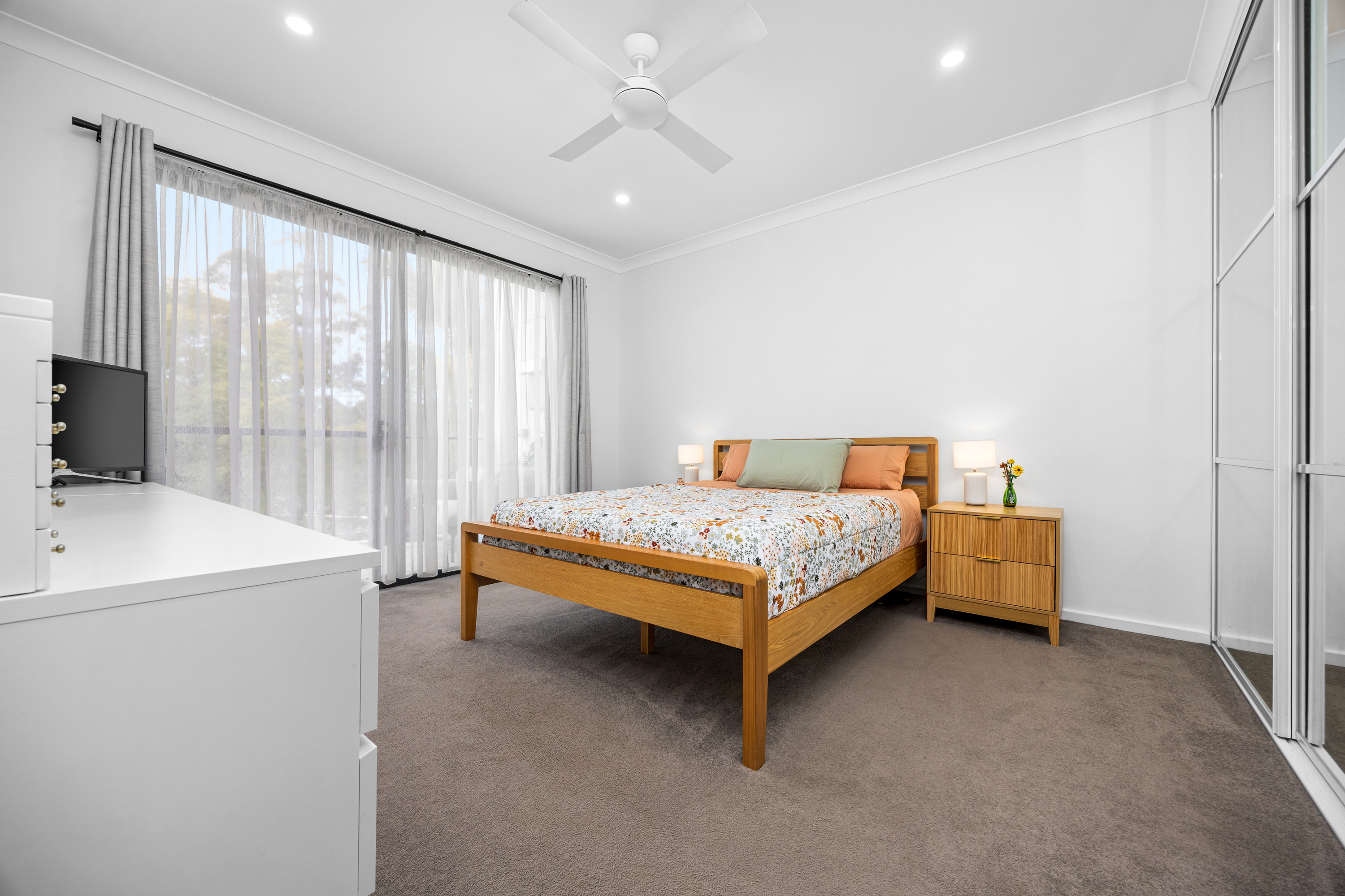 102 51 KING STREET, WARNERS BAY NSW 2282 - Image 6