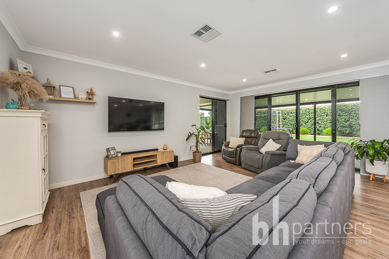 70 Dollard Avenue, Mannum, Sa, 5238 - Image 8