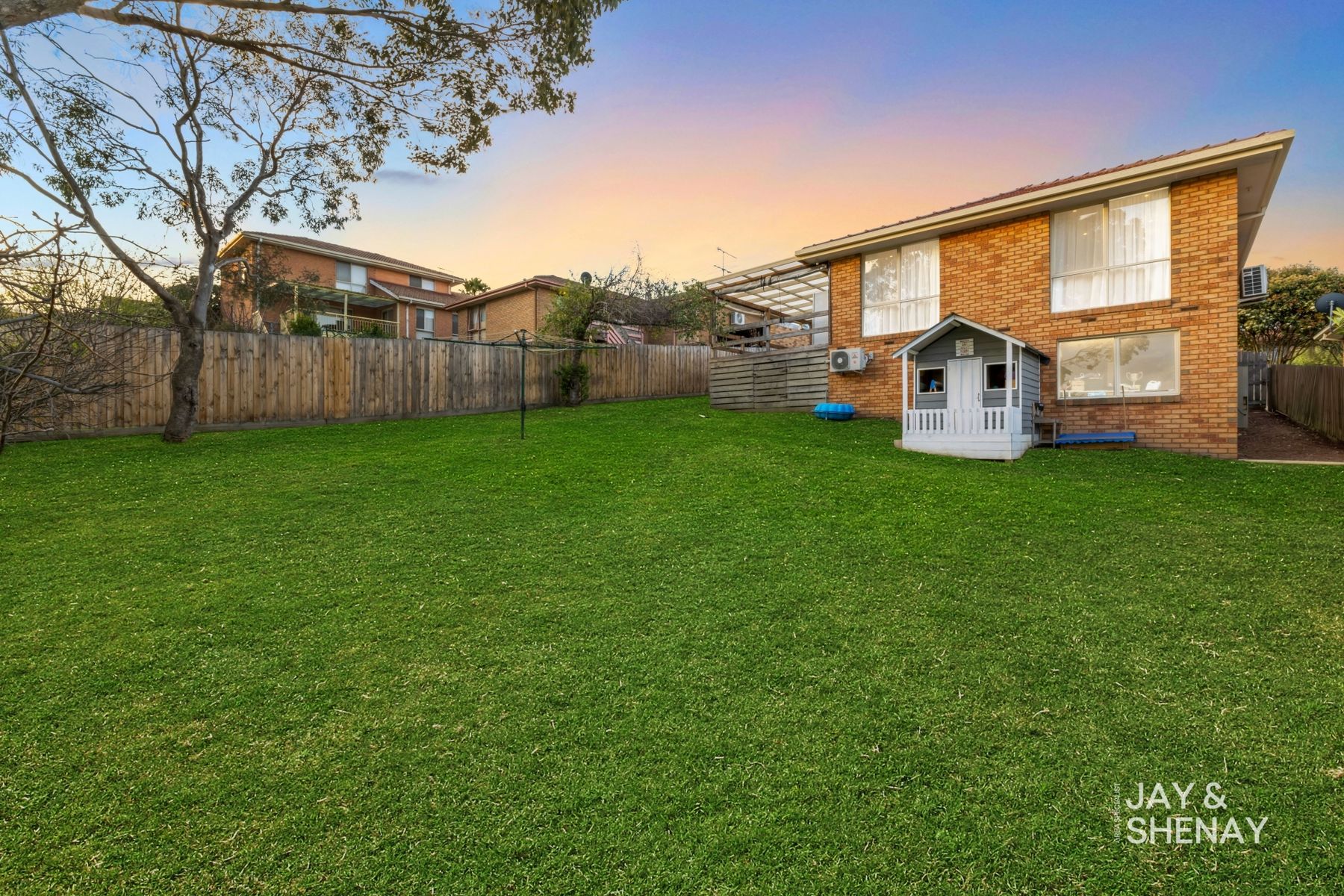 41 PRESTON AVENUE, Endeavour Hills VIC 3802 - Image 2
