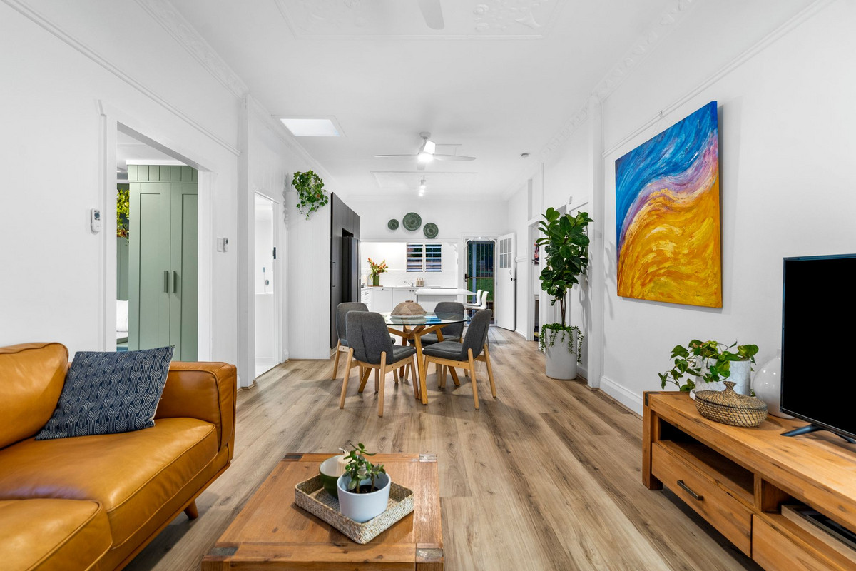 404 ENOGGERA ROAD, Alderley QLD 4051 - Image 7