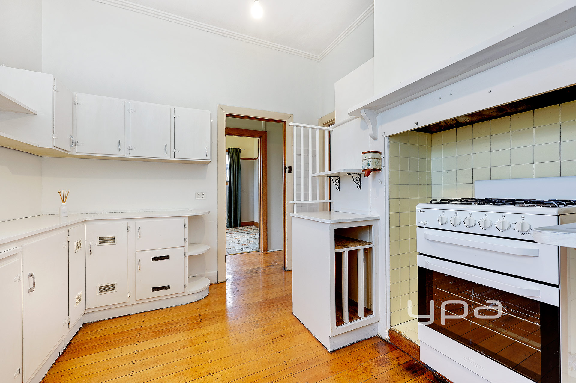 37 Waverley Parade, Pascoe Vale South, VIC 3044 - Image 2