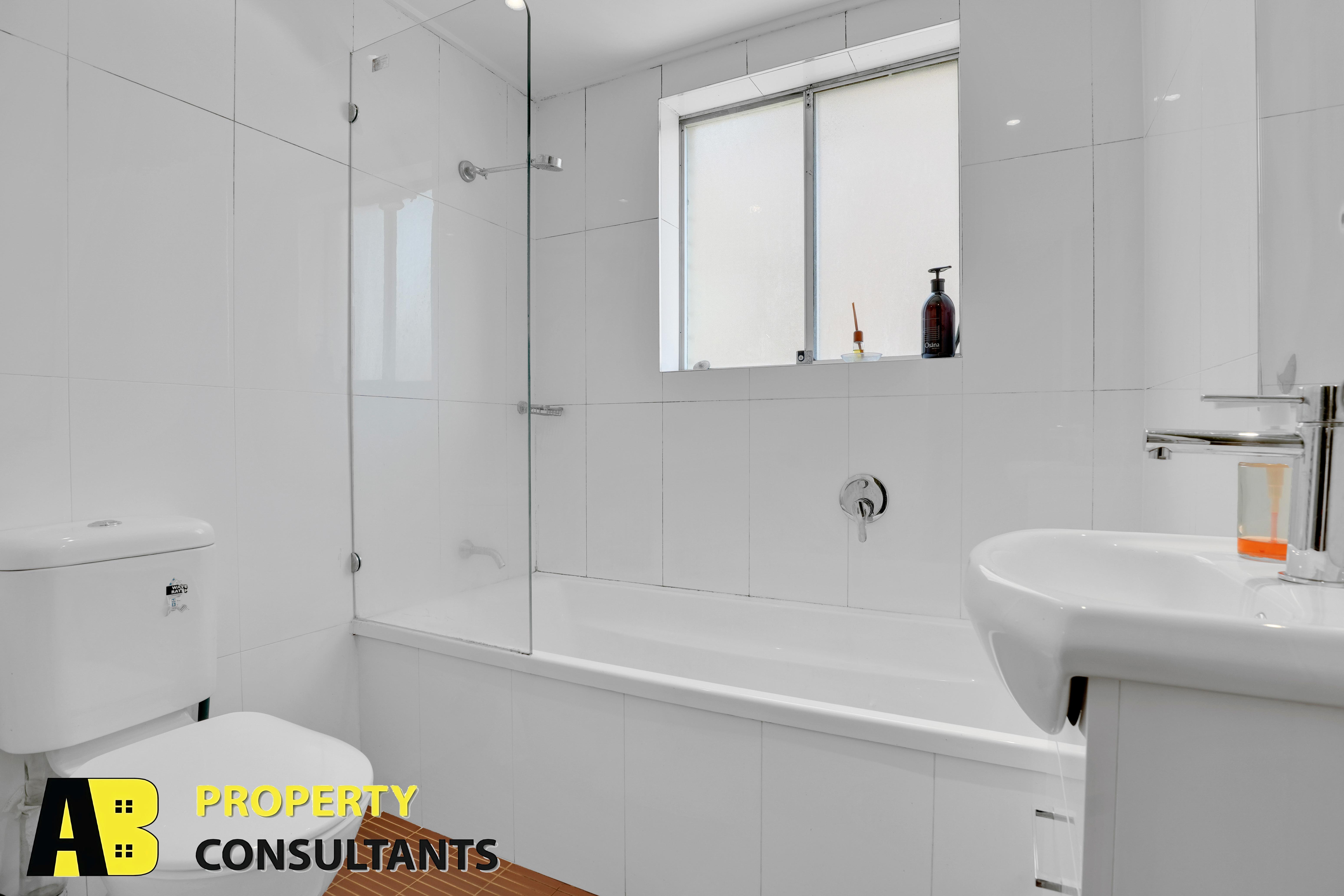 1/50 Wigram Street, Harris Park, NSW 2150 - Image 2