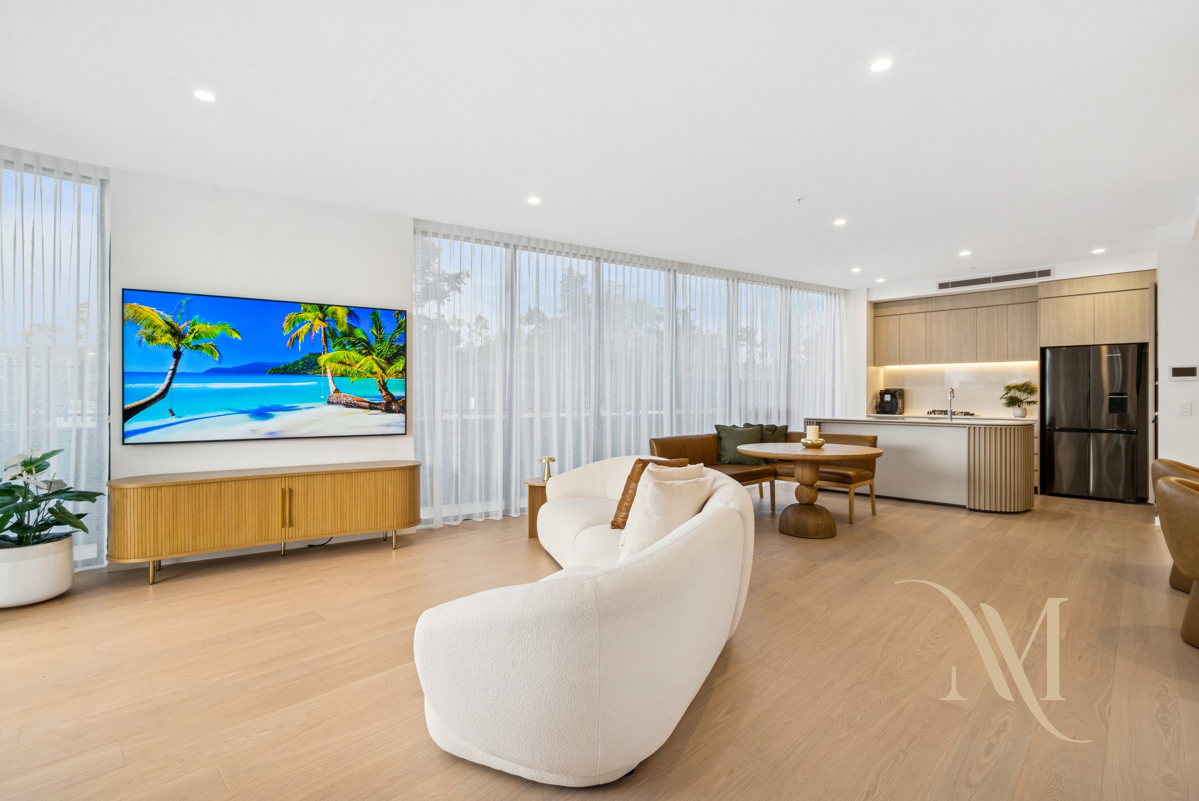 107/180 Marine Parade, Labrador, Qld, 4215 - Image 3