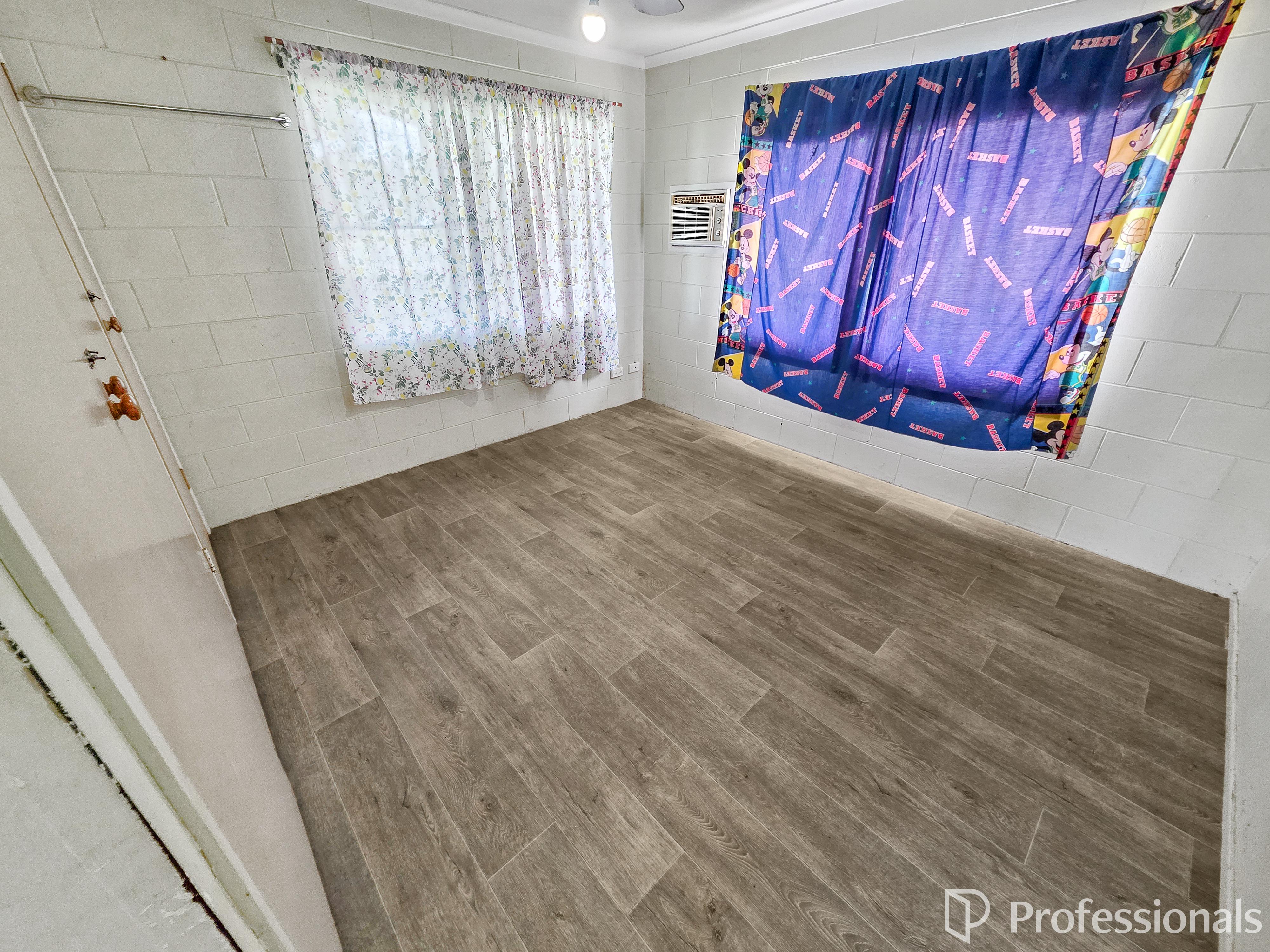 86 Williams Street, Bowen, QLD 4805 - Image 7