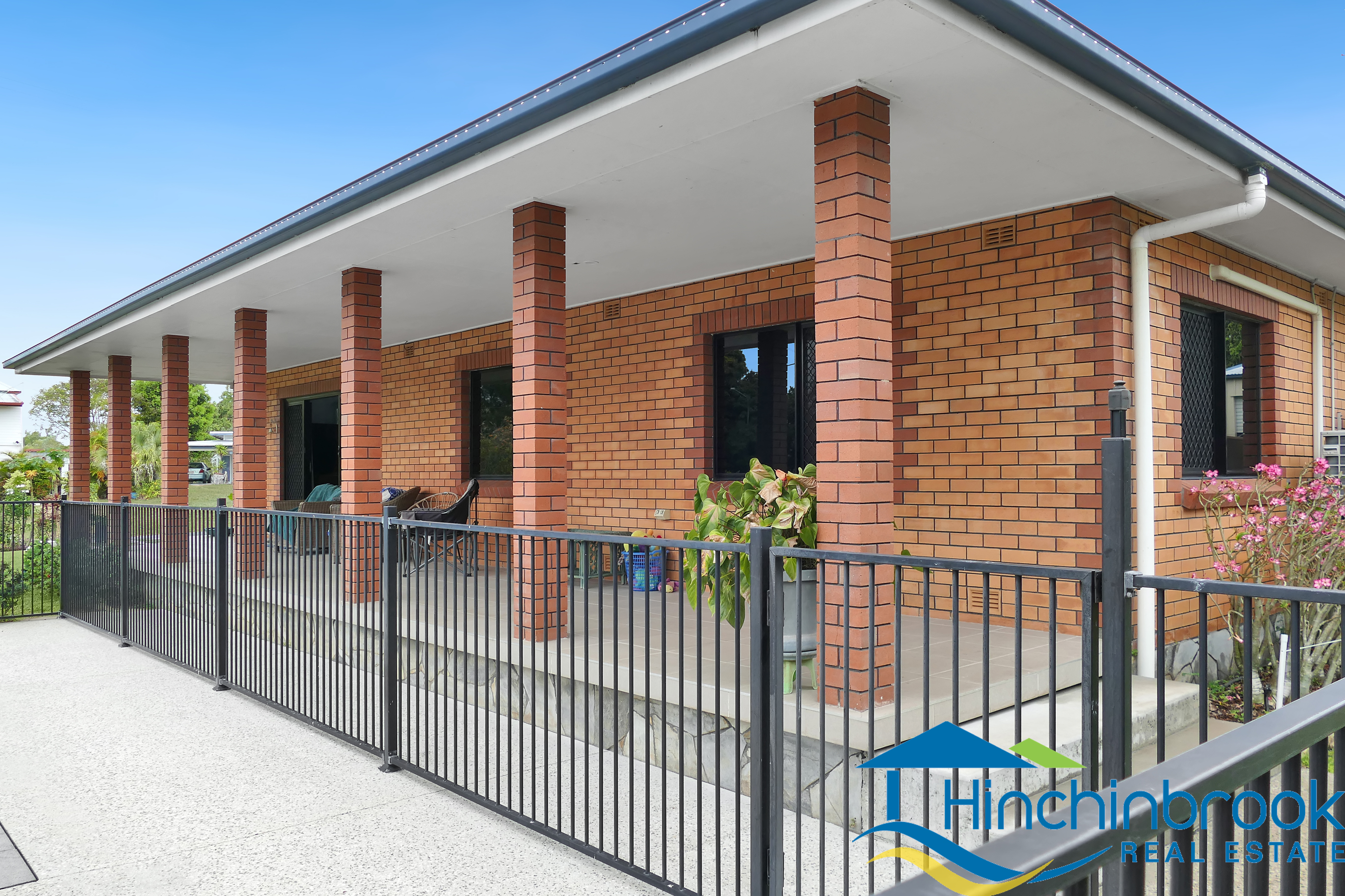 19 Victoria Street, Cardwell, QLD 4849 - Image 8