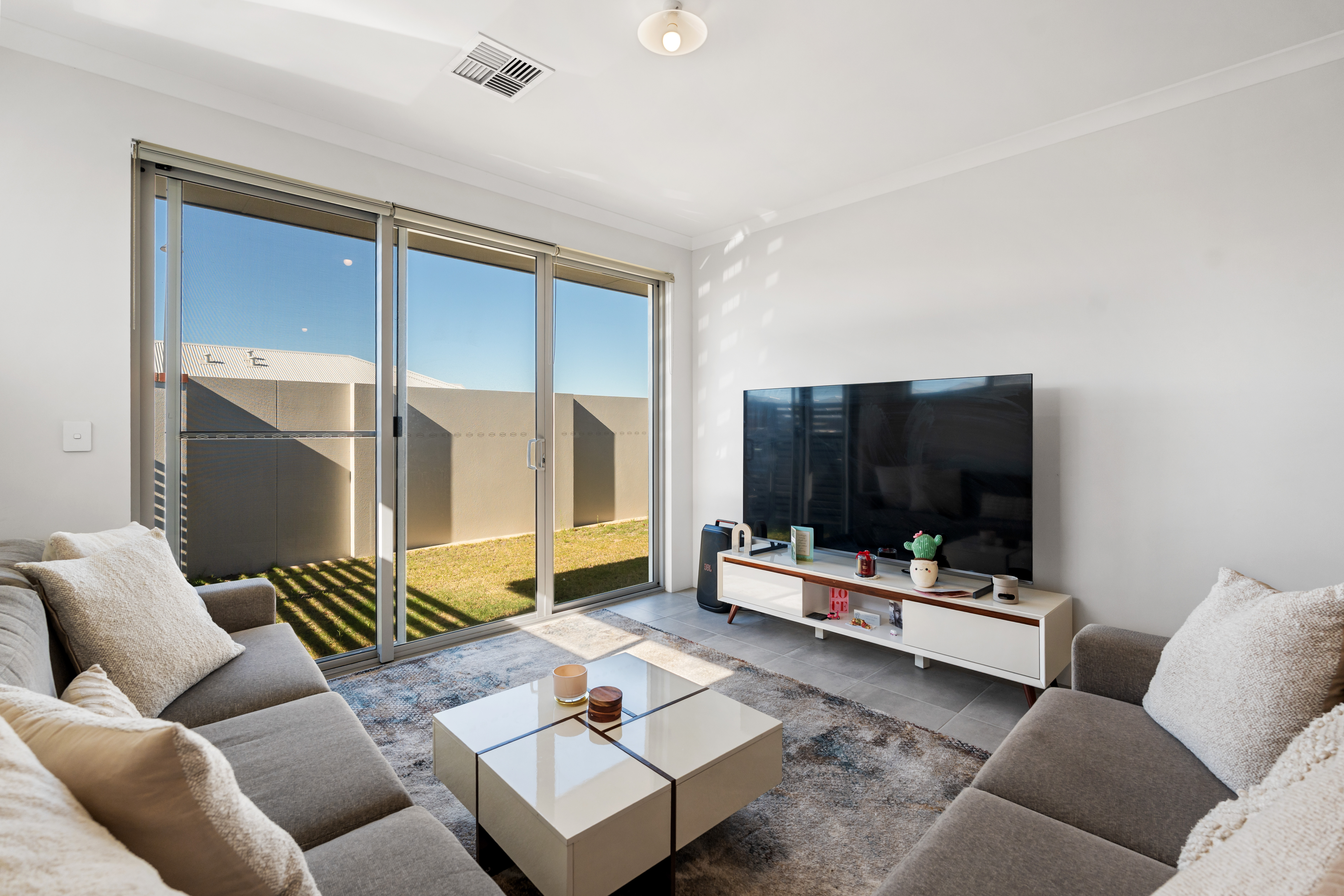 93 CATALPA AVENUE, Ellenbrook WA 6069 - Image 9