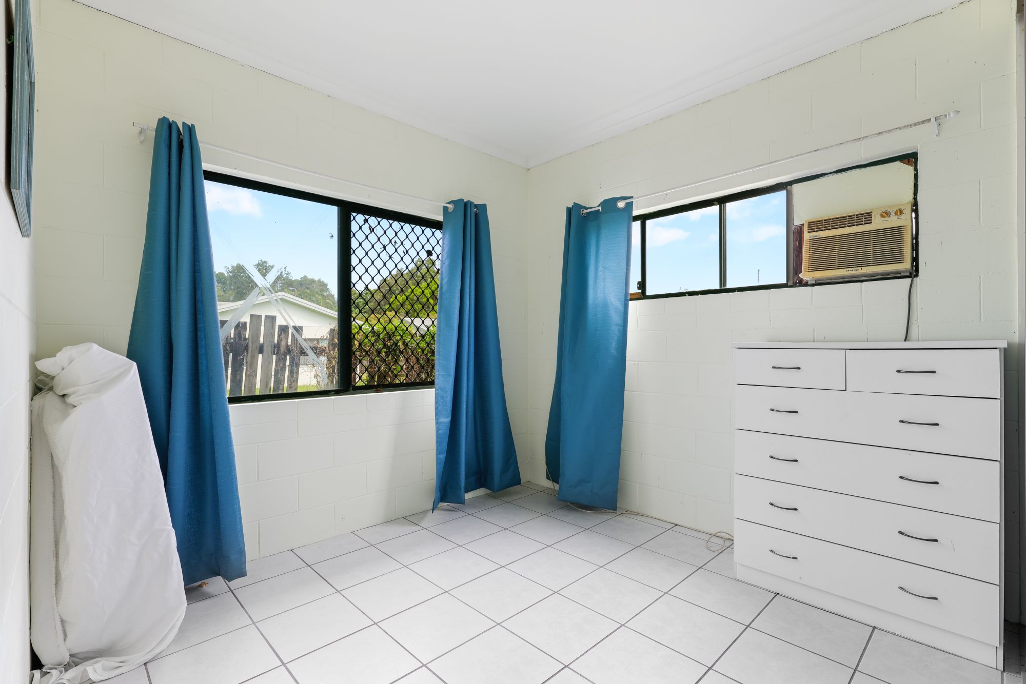 6 Yates Court, White Rock, Qld, 4306 - Image 10