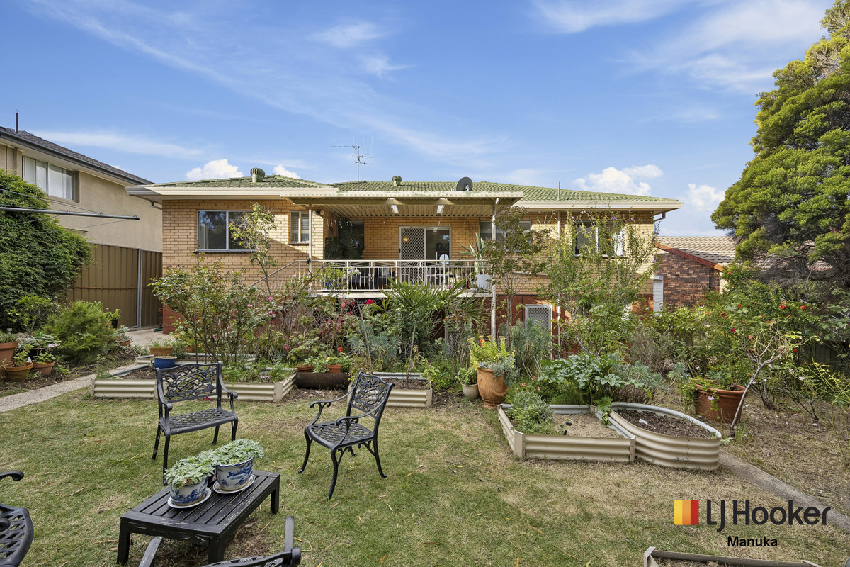 5-bedroom house at 90 Munro Road, Crestwood, NSW 2620, Queanbeyan-Palerang, New South Wales
