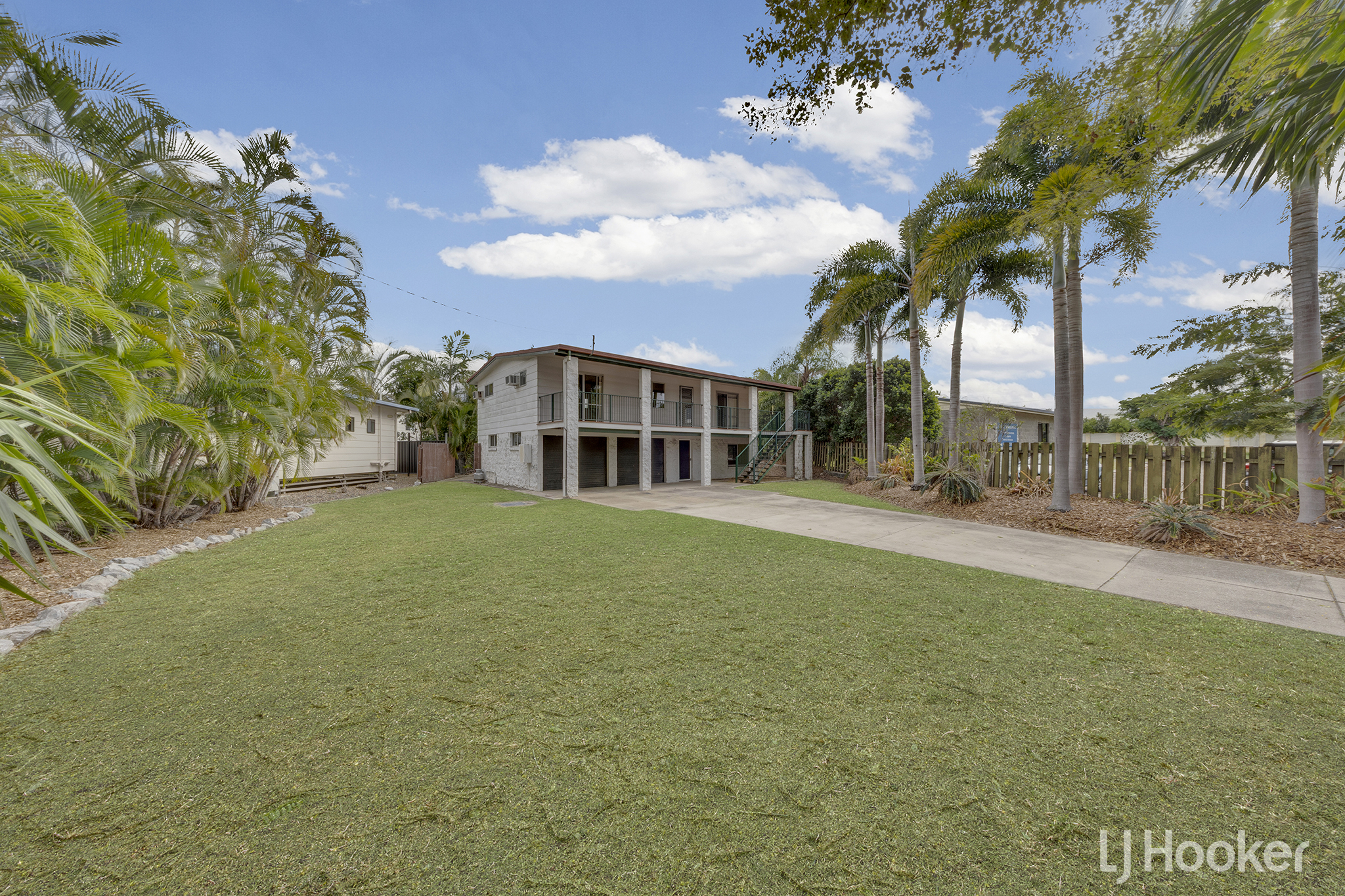 1 WYNDHAM AVENUE, Boyne Island QLD 4680 - Image 1