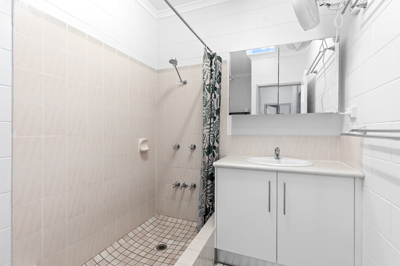 2-bedroom unit at 4/24 Hill Street, Manunda, Qld, 4870, , Queensland