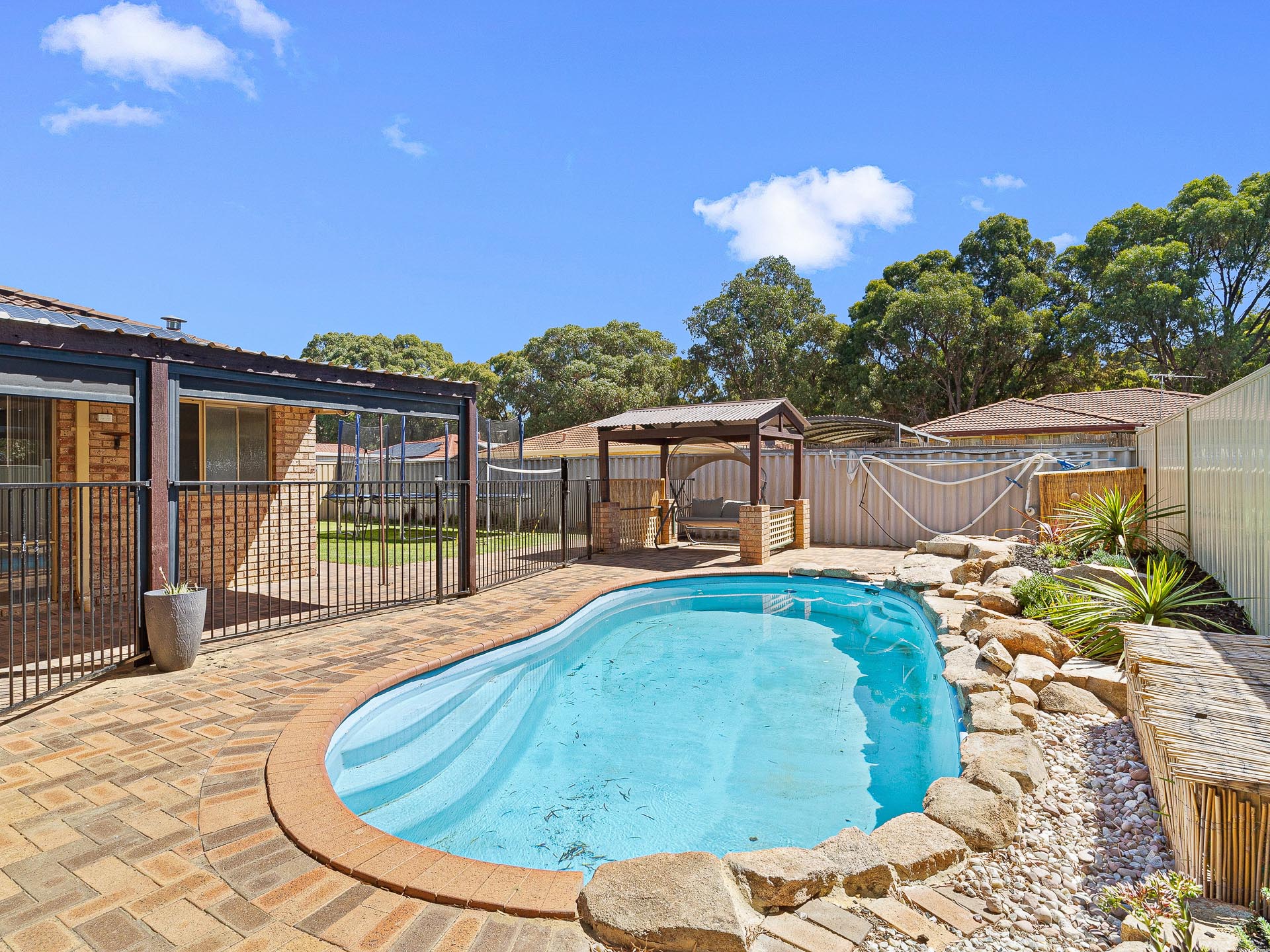 32 Fairway Crescent, Meadow Springs, WA 6210 - Image 2