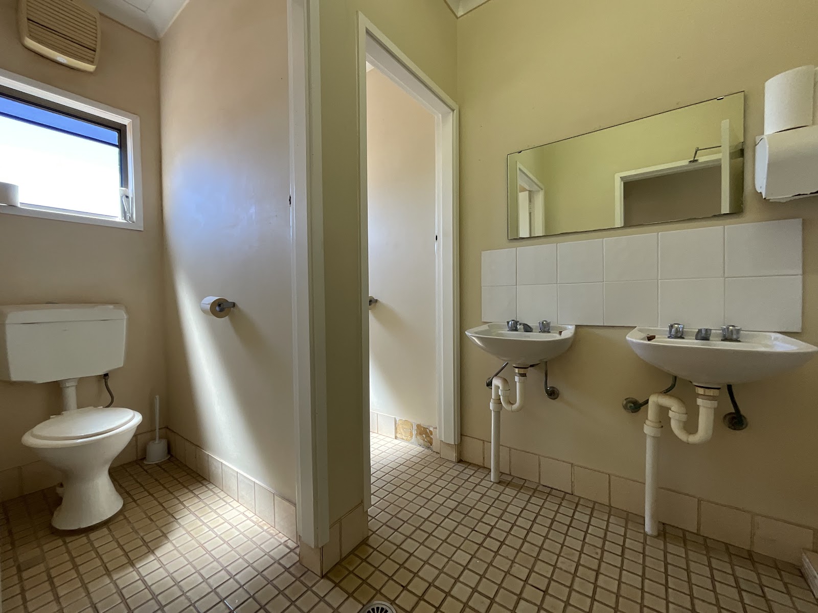 1-bedroom house at 48-50 Molesworth Street, Hillston, NSW 2675, Carrathool, New South Wales