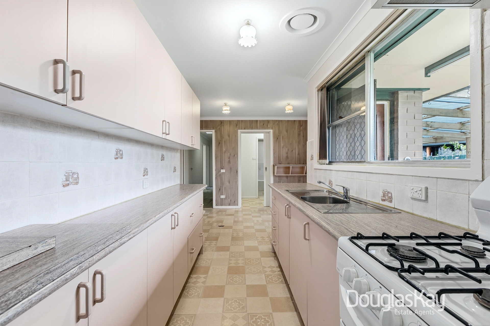 11 BUCKINGHAM CRESCENT, Sunshine West VIC 3020 - Image 7