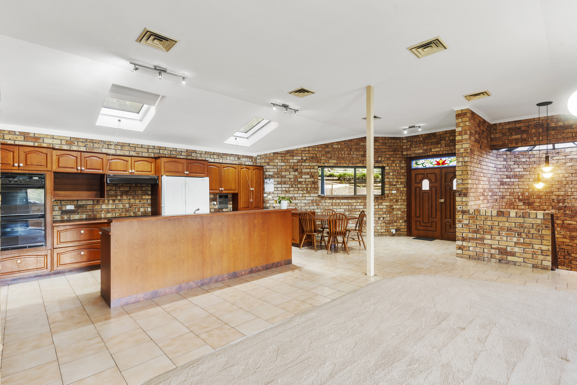 4-bedroom house at 539 WILLARONG ROAD, Caringbah South NSW 2229, Sutherland, New South Wales