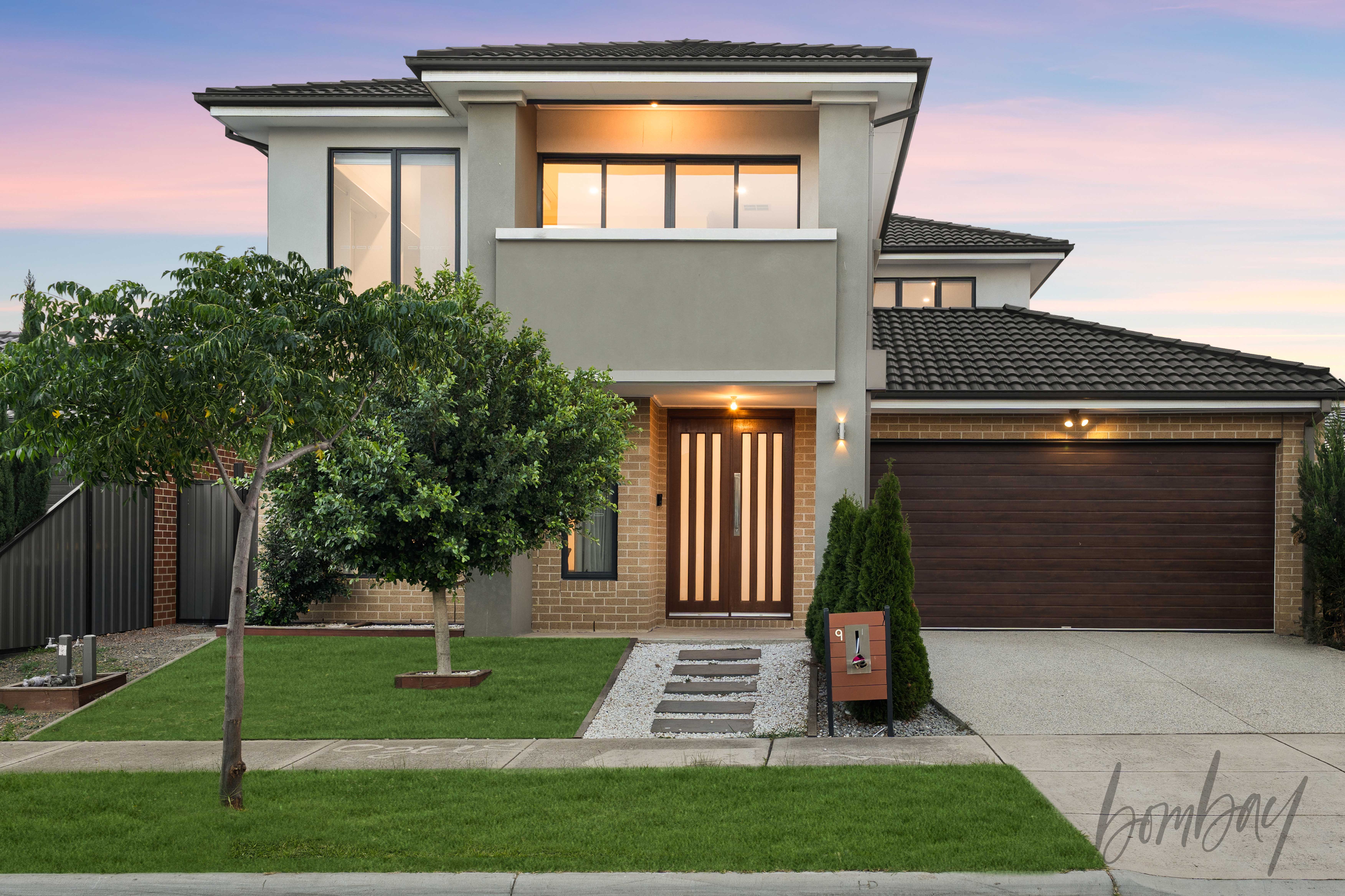 9 ROEBLING STREET, Craigieburn VIC 3064 - Image 1