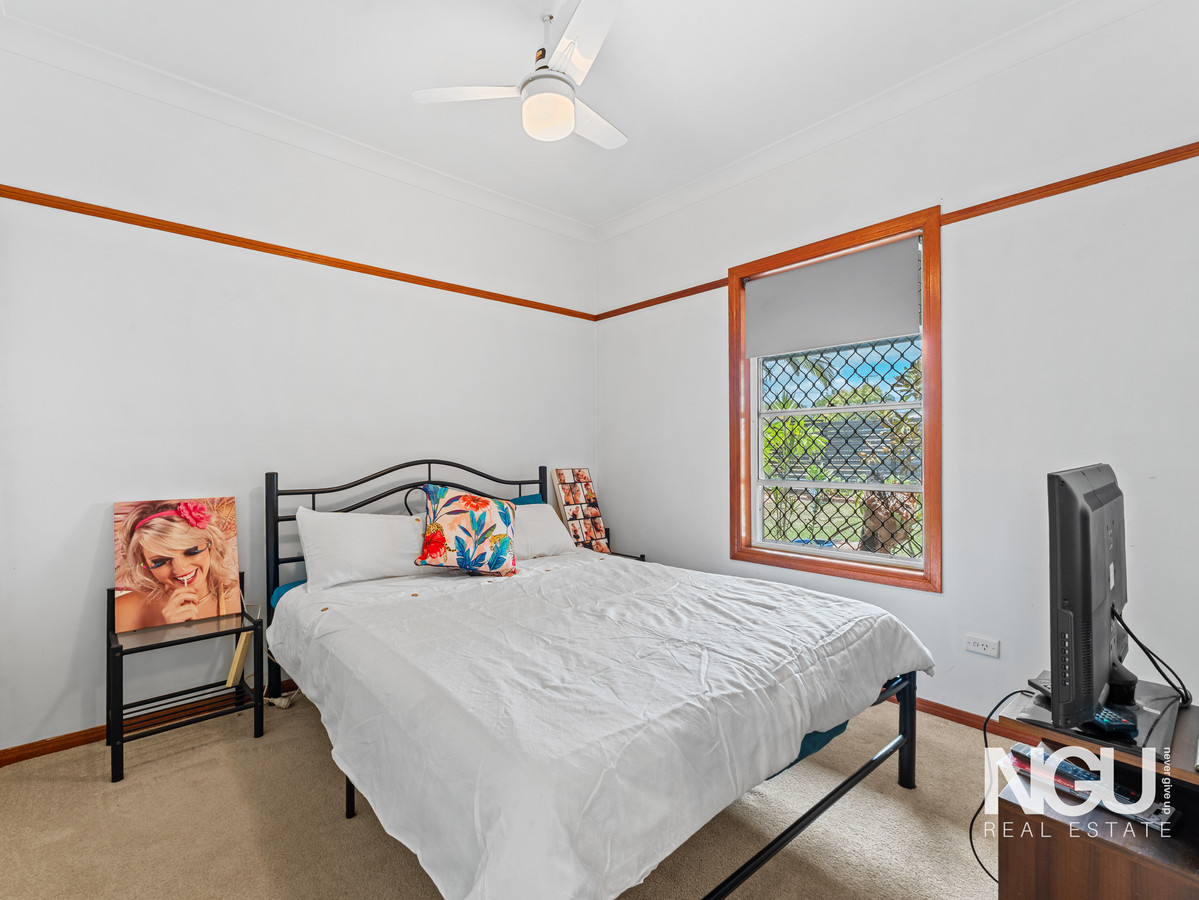 37 Coffey Street, Crestmead, QLD 4132 - Image 9
