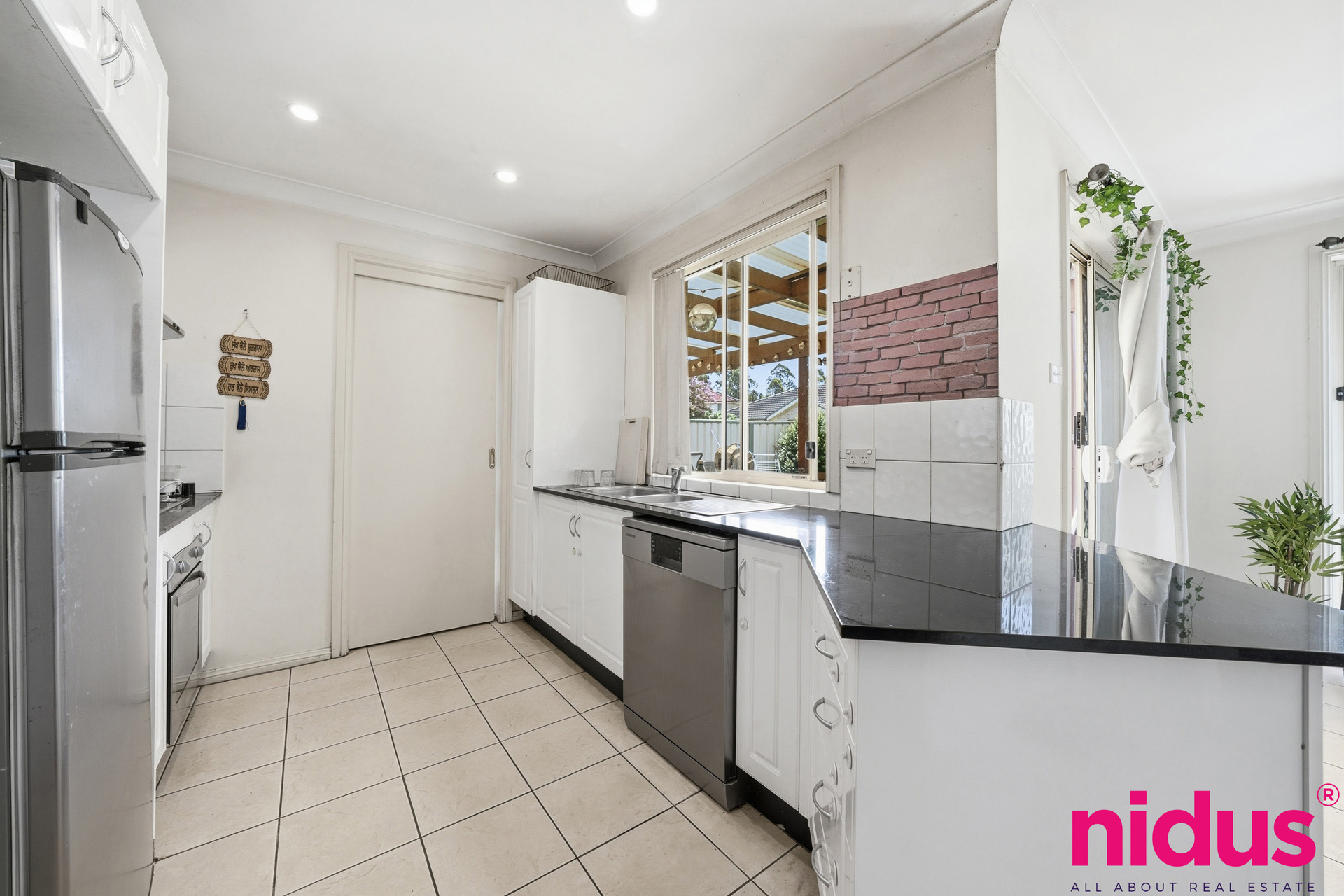 3-bedroom unit at 2/23 Shaughnessy Street, Oakhurst, NSW 2761, Blacktown, New South Wales