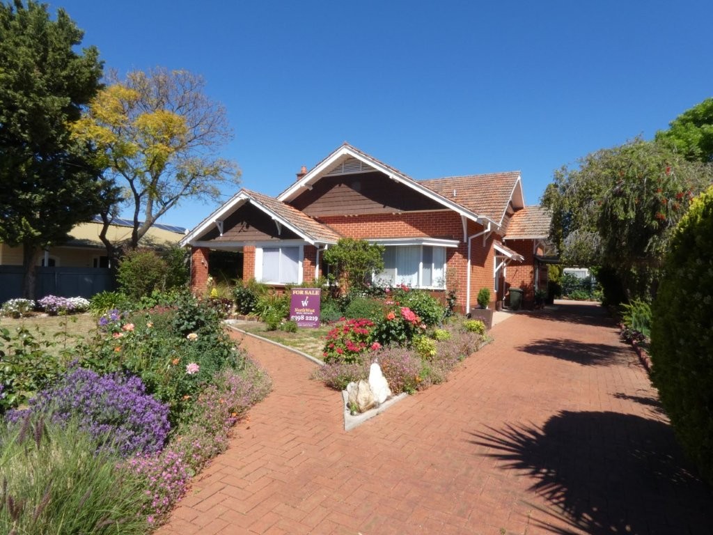 4-bedroom house at 214 Scott Street, Warracknabeal, VIC 3393, Yarriambiack, Victoria