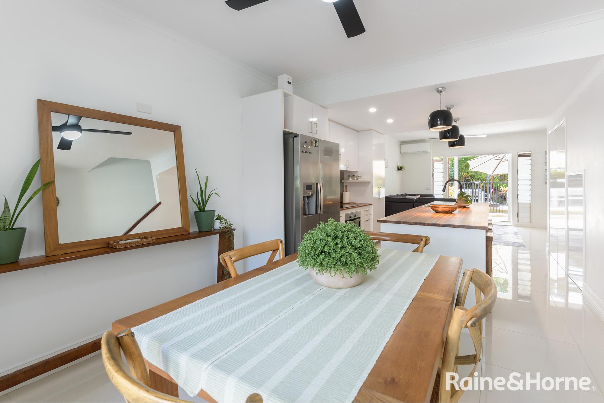 4/9 Craven Close, Port Douglas, QLD 4877 - Image 3