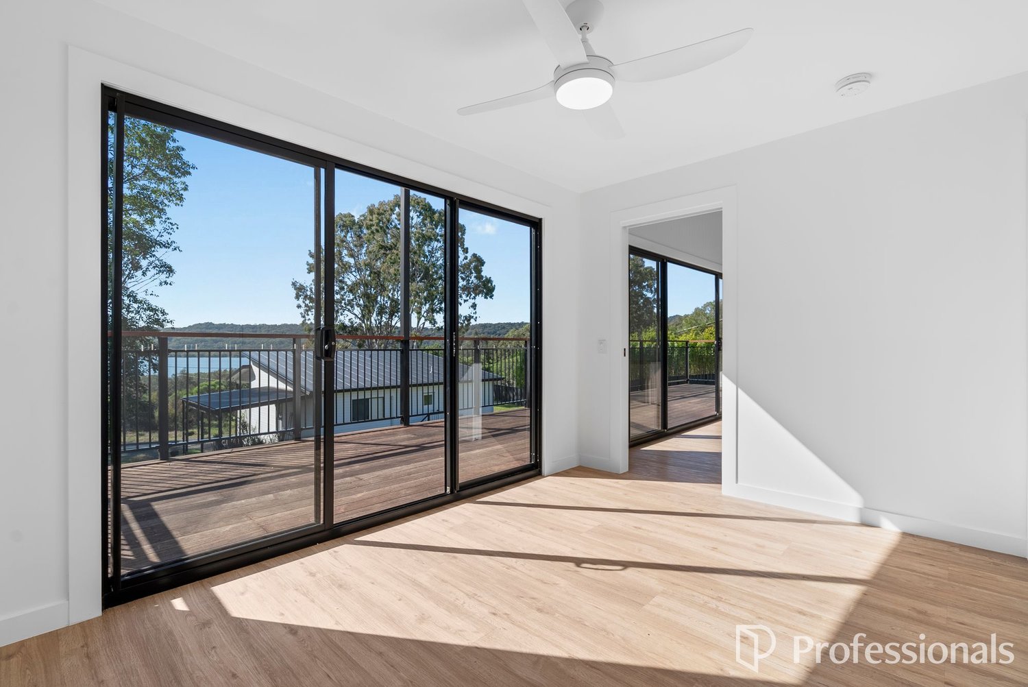 23 Main View Drive, Russell Island QLD 4184 - Image 8