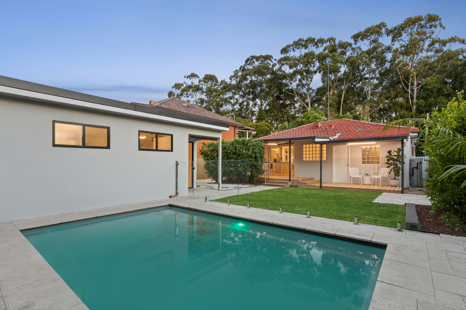 8 Dransfield Avenue, Mascot, NSW 2020 - Image 9