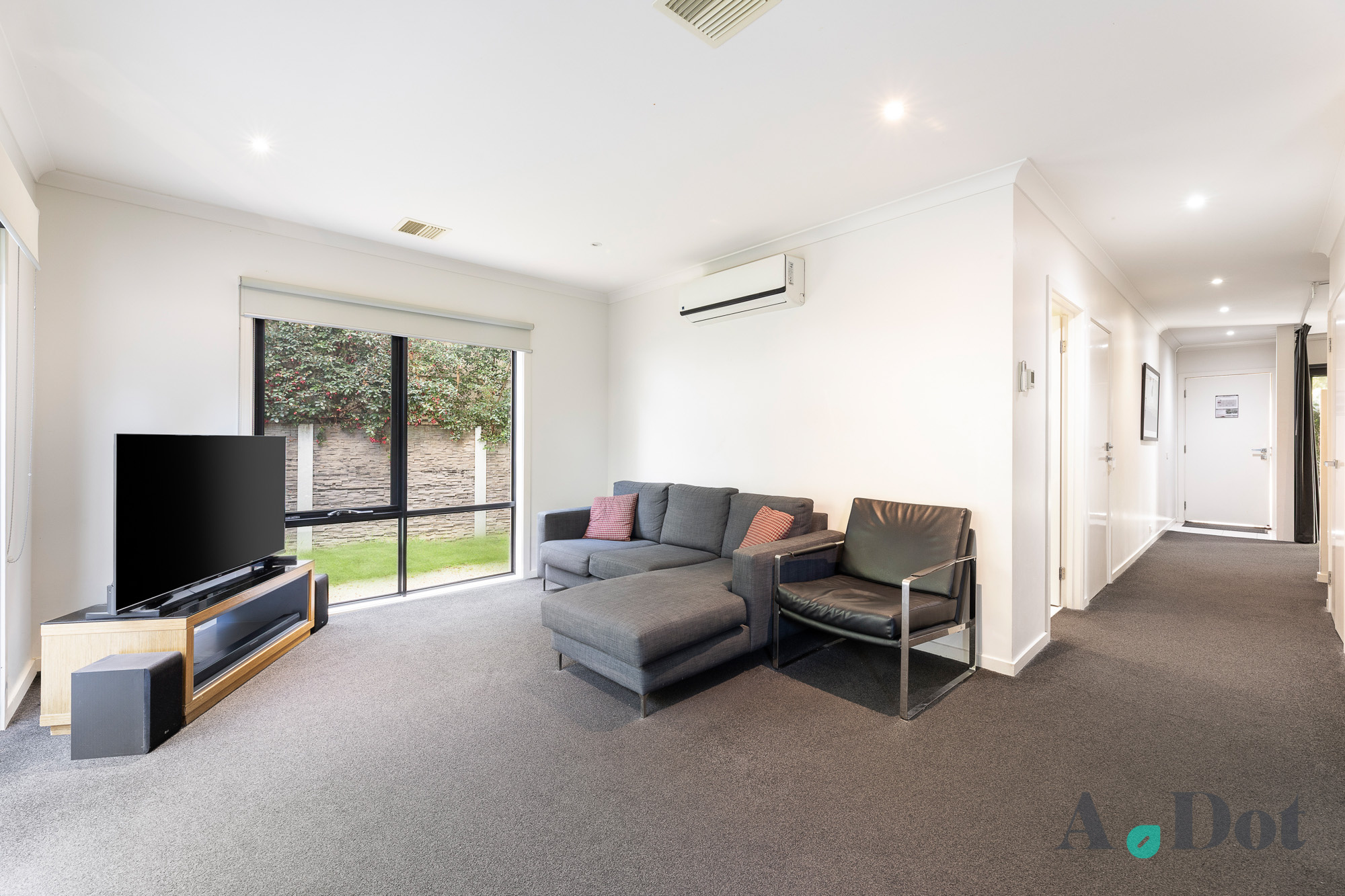 3-bedroom unit at 41 JANEFIELD DRIVE, Bundoora VIC 3083, Whittlesea, Victoria