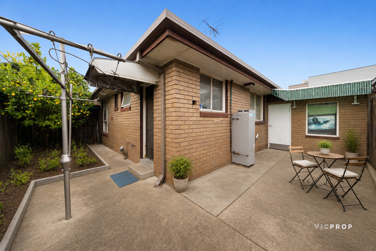 2-bedroom unit at 15 16 EASTCOTE STREET, SUNSHINE NORTH VIC 3020, Brimbank, Victoria