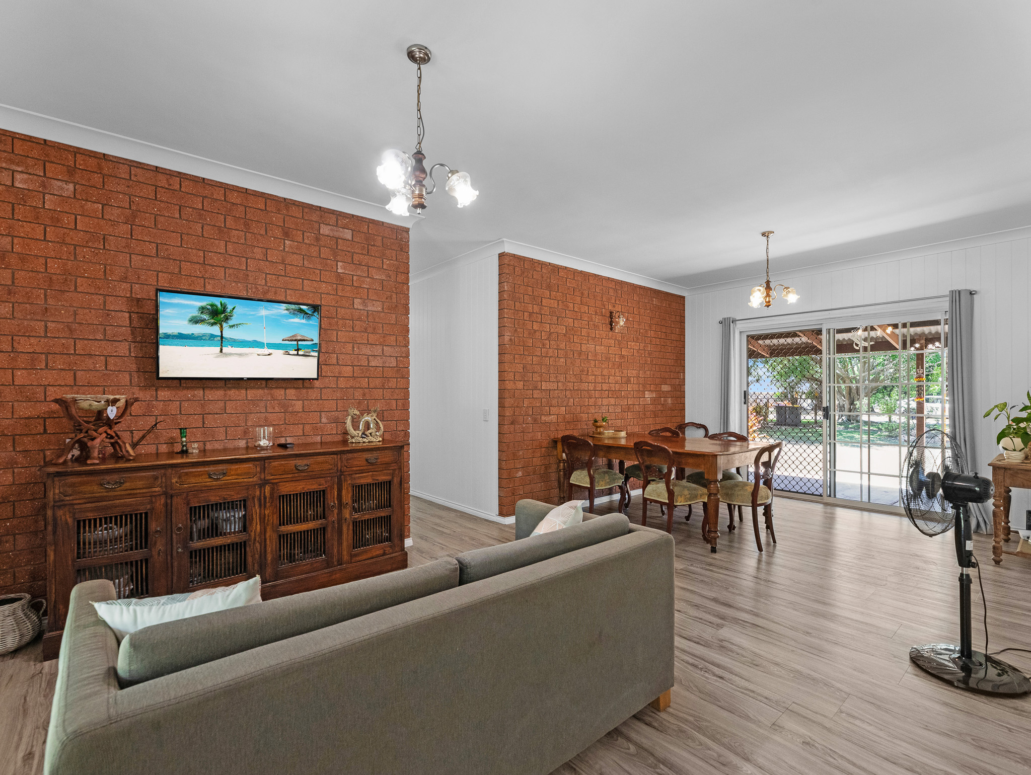30 FRANCIS AVENUE, Booral QLD 4655 - Image 10