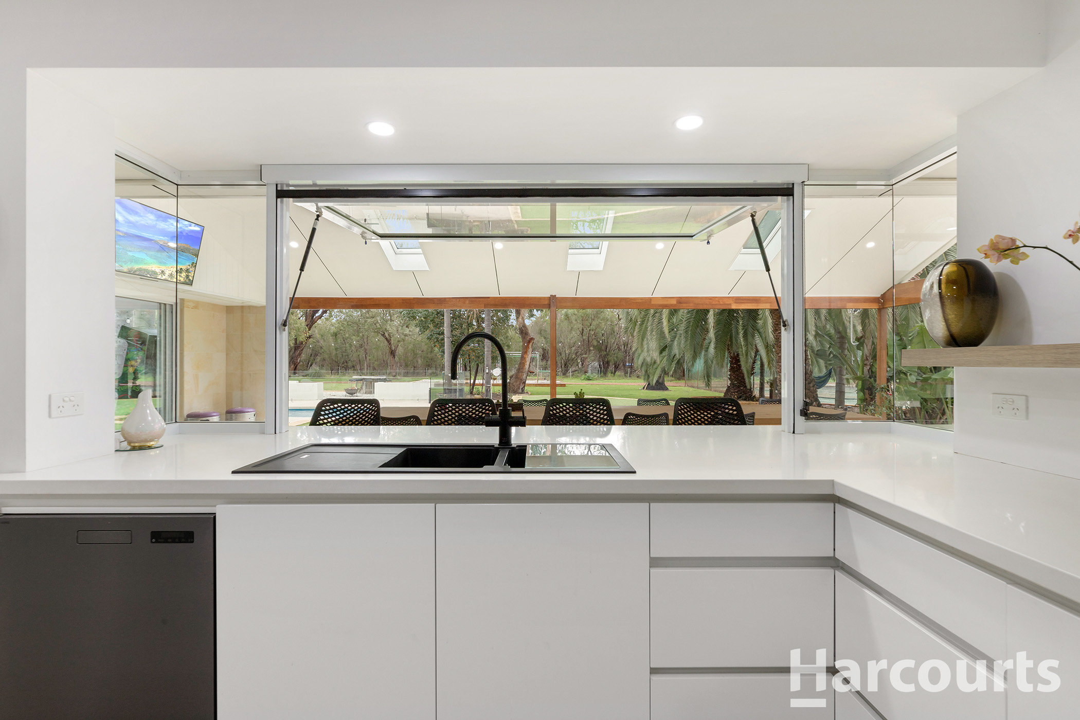 5-bedroom house at 23 Flinders Close, Barragup WA 6209, Murray, Western Australia