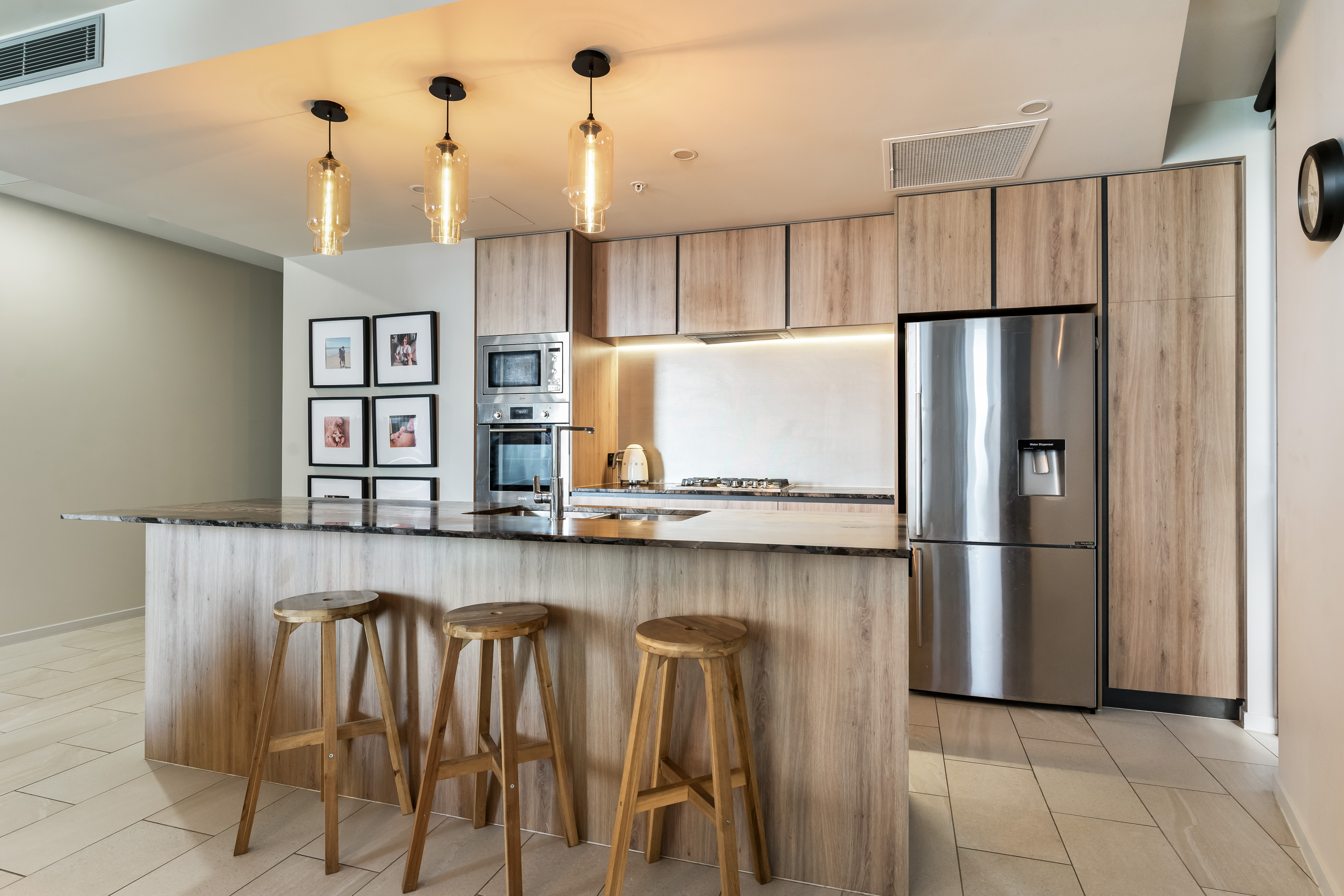 APARTMENT 601 27 COMMERCIAL ROAD, NEWSTEAD QLD 4006 - Image 6