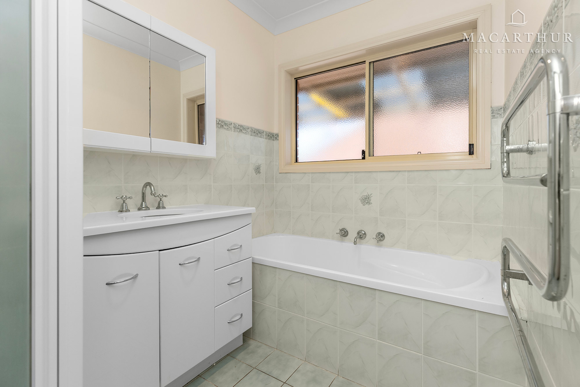 3-bedroom unit at 1/36 Kilpatrick Street, Kooringal, NSW 2650, Wagga Wagga, New South Wales