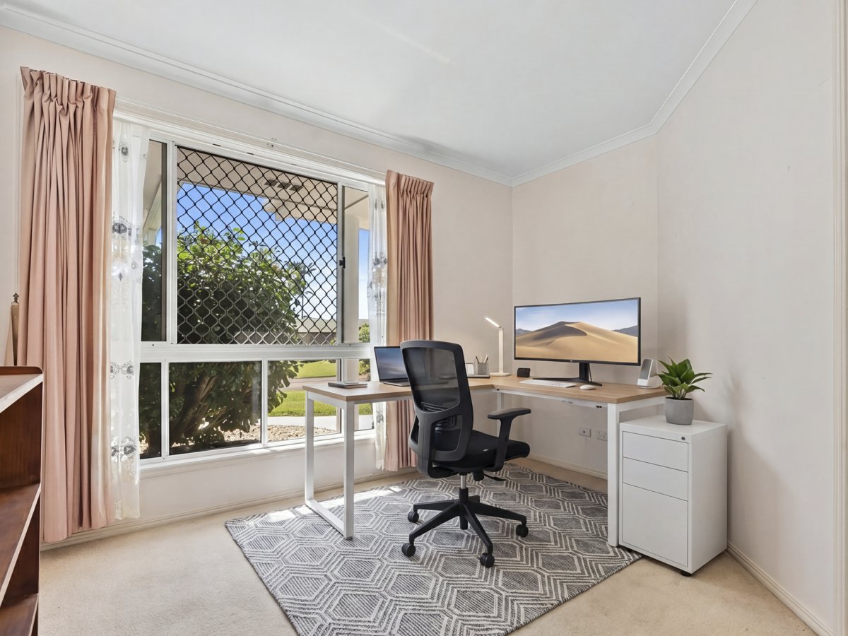 8 TREVALLY PLACE, Sandstone Point QLD 4511 - Image 8