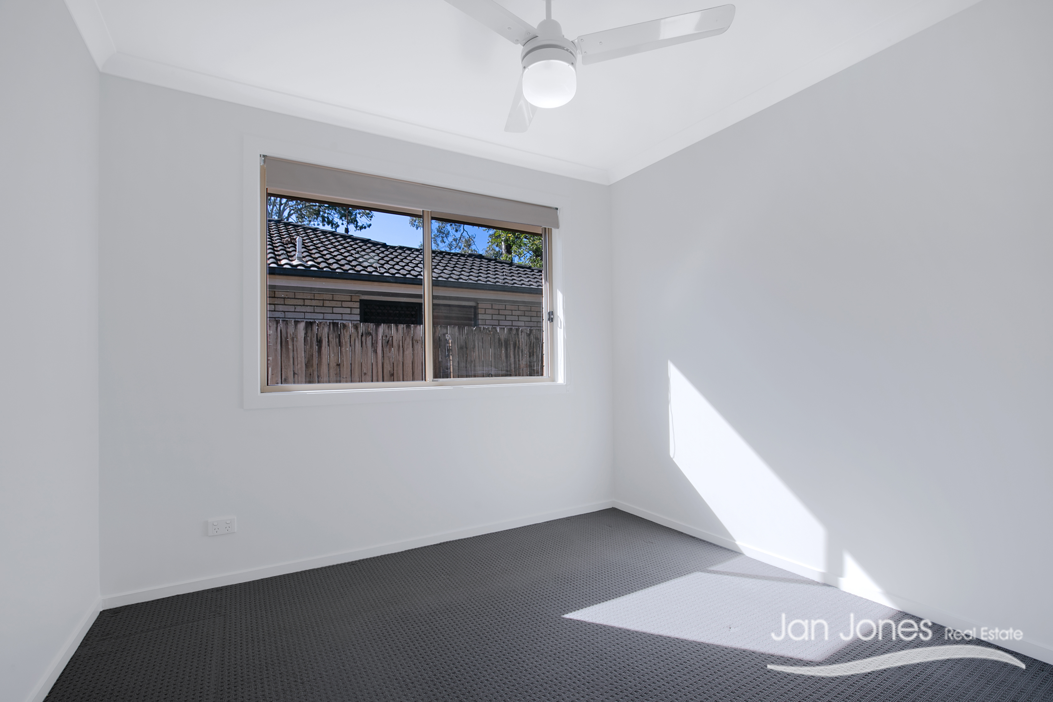33 PEGGY ROAD, Bellmere QLD 4510 - Image 10