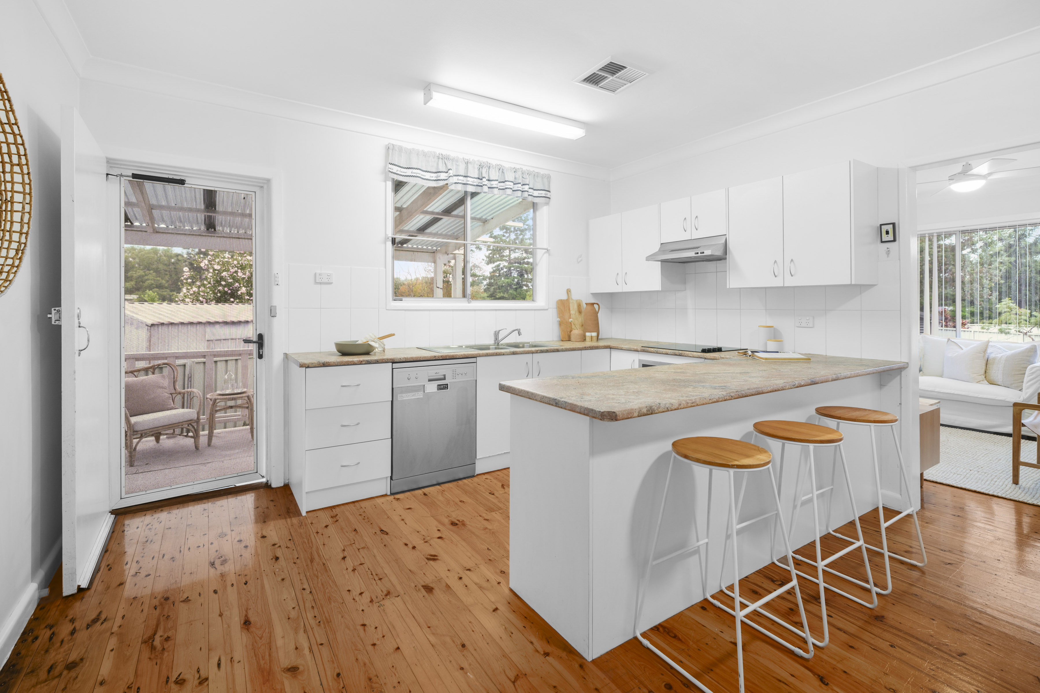 13 LAKE ROAD, Wallsend NSW 2287 - Image 4