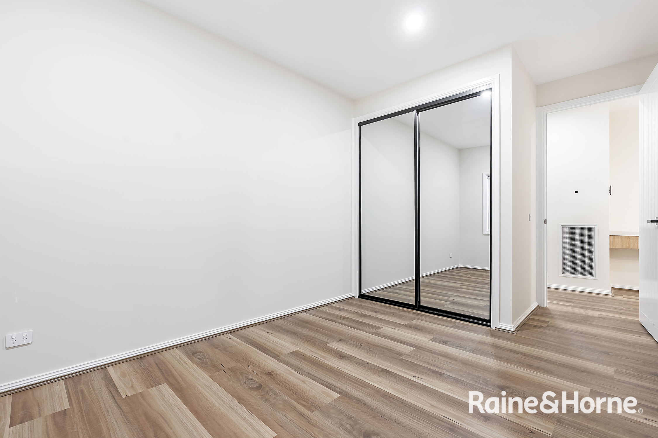 19 Yardi Way, Clyde North, Vic, 3978 - Image 6