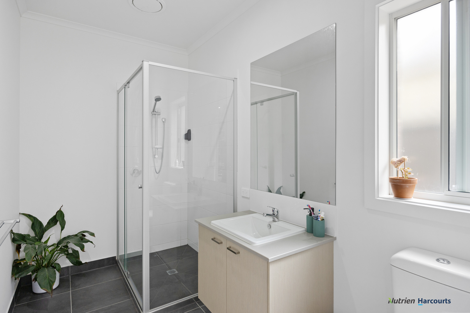 4-bedroom house at 2 Wattle Street, Alexandra, VIC 3714, Murrindindi, Victoria