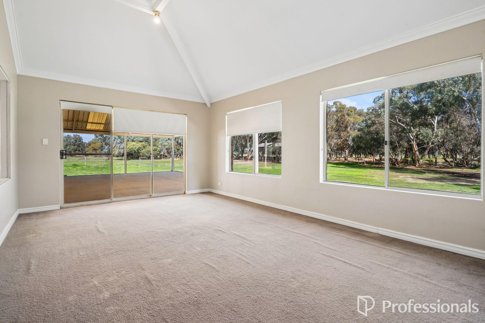 4-bedroom house at 31 Simmental Place, Oakford, WA 6121, Serpentine-Jarrahdale, Western Australia