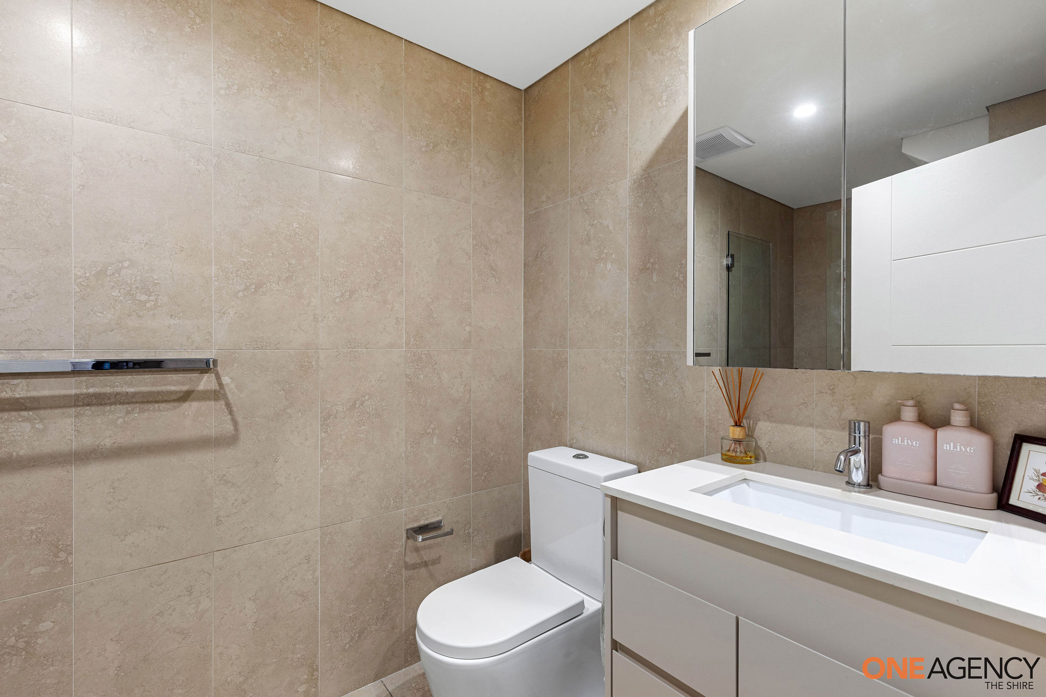 3 95 GANNONS ROAD, CARINGBAH SOUTH NSW 2229 - Image 9