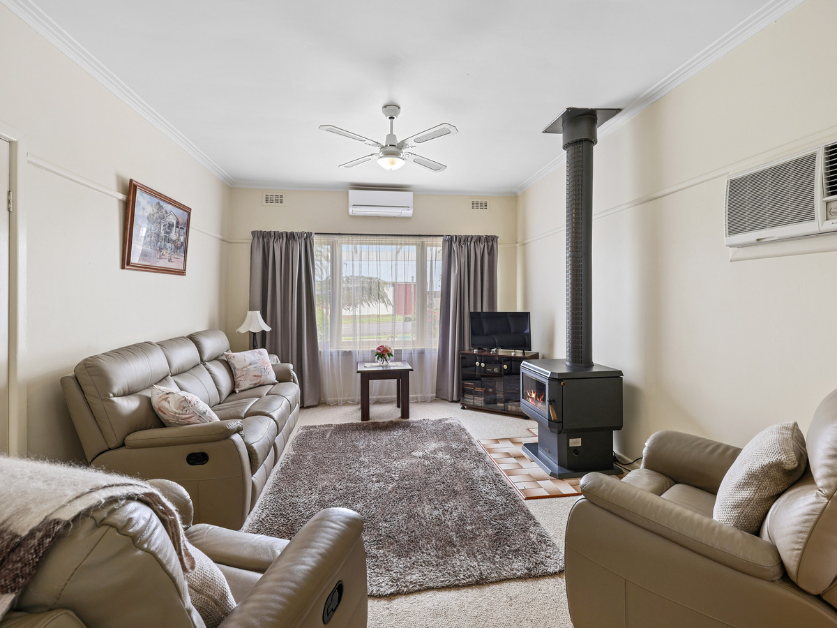 2-bedroom house at 35 HECKFIELD STREET, Macarthur VIC 3286, Moyne, Victoria