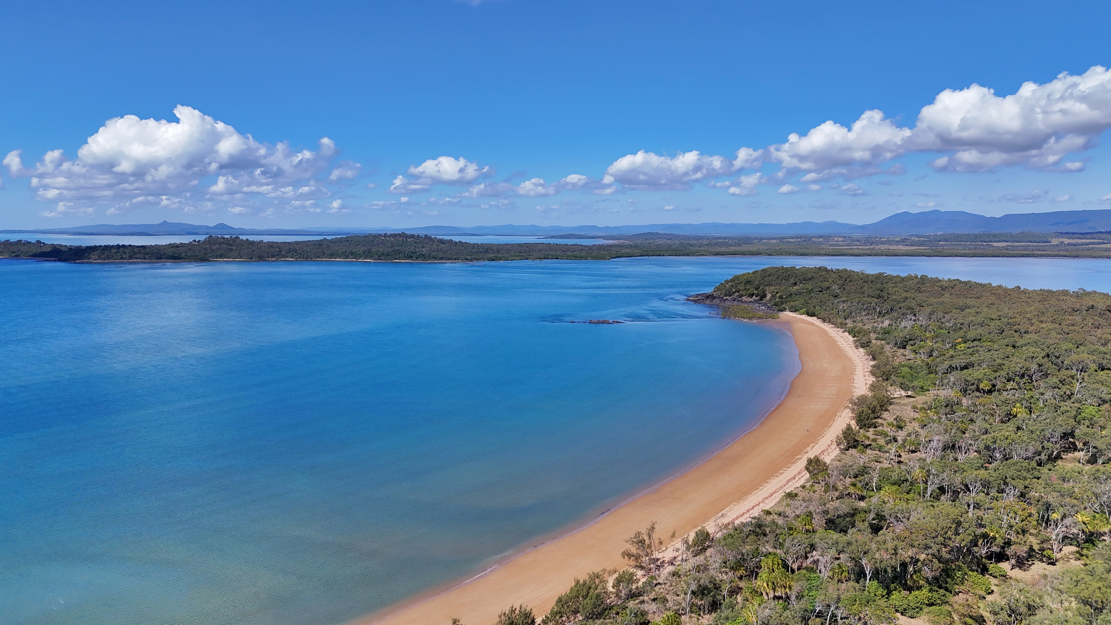 2-bedroom house at 6 Sunset Drive, Sarina Beach, QLD 4737, Mackay, Queensland