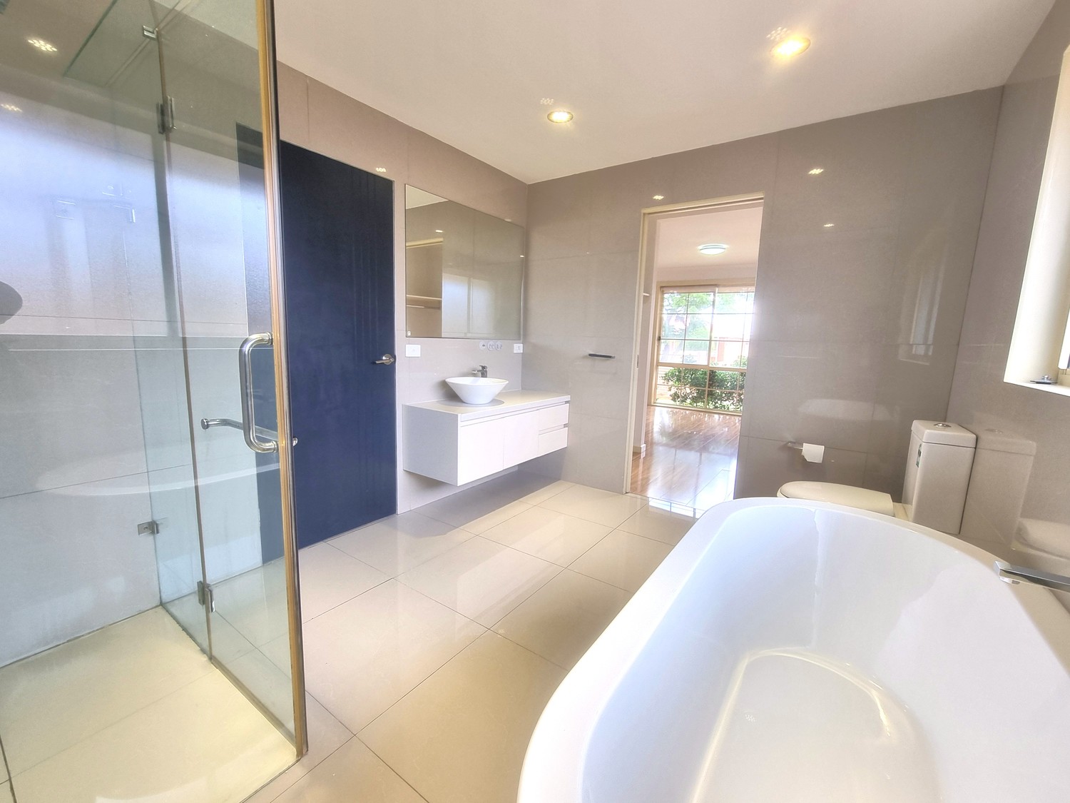 21 AYCLIFFE DRIVE, Deer Park VIC 3023 - Image 10