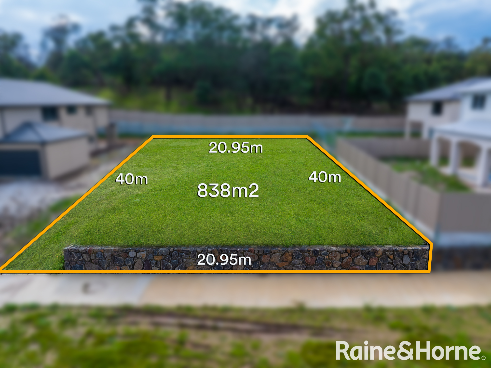 9 SAUNDERS WAY, Pakenham VIC 3810 - Image 2