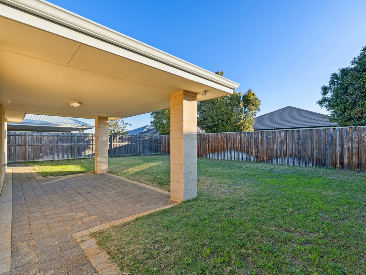 3-bedroom house at 27 Bluebird Street, Wellard WA 6170, Kwinana, Western Australia