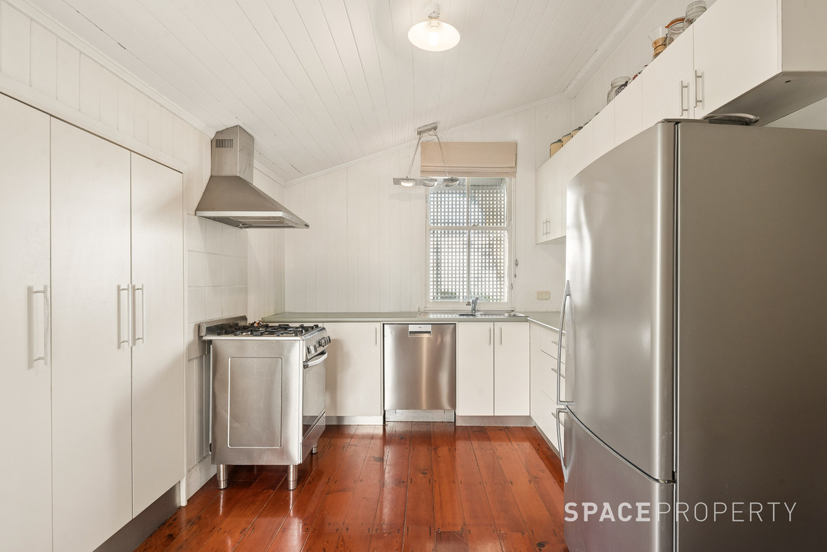 1 FERNBERG ROAD, Paddington QLD 4064 - Image 7