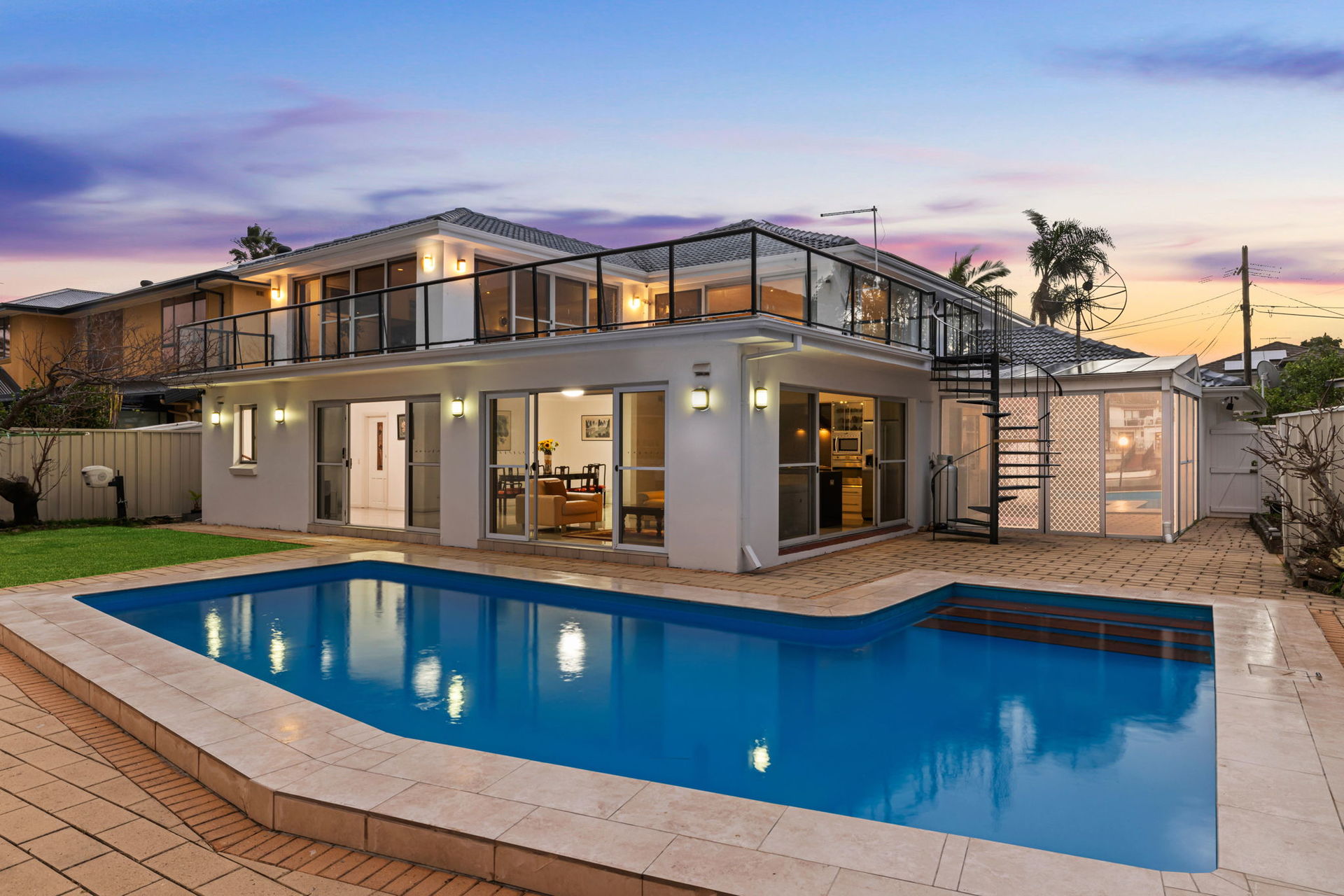 30 MACINTYRE CRESCENT, Sylvania Waters NSW 2224 - Image 2